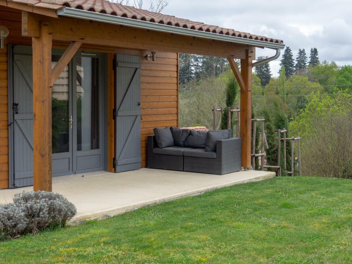 Chateau Les Merles Et Ses Villas Mouleydier Exterior photo